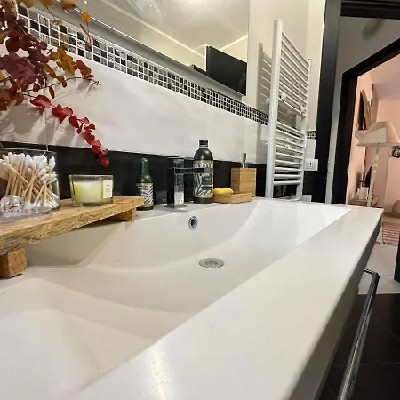 Con Giardino A 5 Min Dal Mare - Burlamacco House 아파트 *