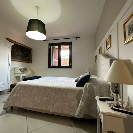 Apartment Con Giardino A 5 Min Dal Mare - Burlamacco House